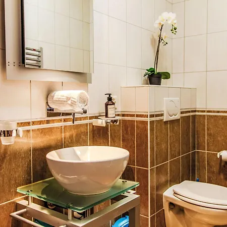 Aurore By Interhome Шале Нанда